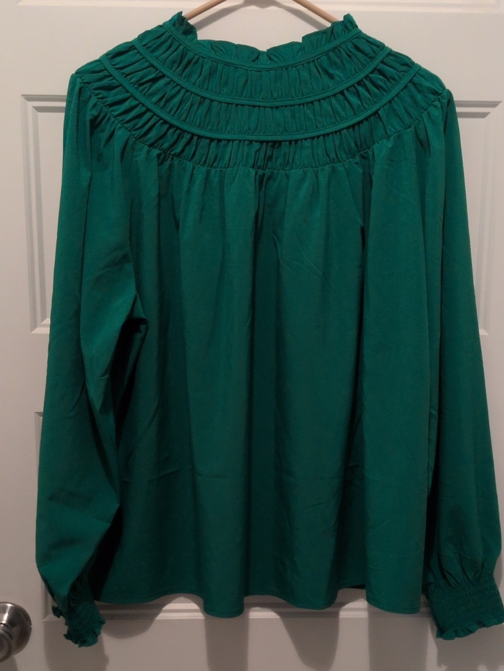 Cato XL Emerald Green Smocked Mock Neck Blouse Long Sleeve Ruffle Cuffs Top